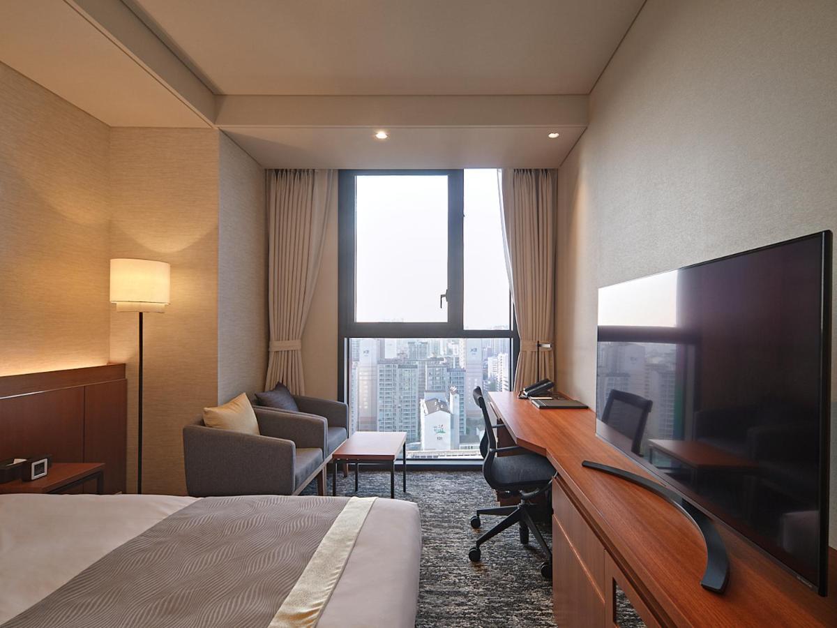 Roynet Hotel Seoul Mapo Esterno foto